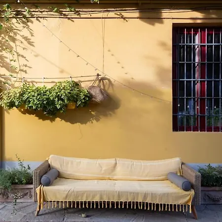 Casasassi, With Outdoor Living Space * Turijn