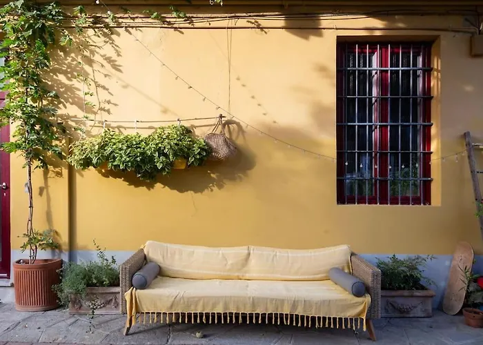 Casasassi, With Outdoor Living Space * Turijn